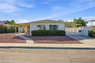 136 Sir George Drive, Las Vegas, NV 89110