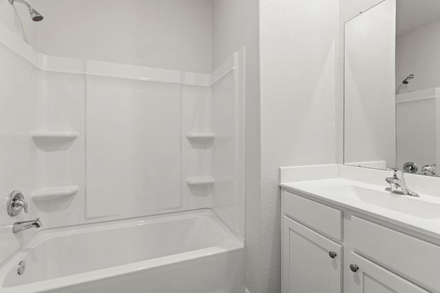 2514 Green Jasper Drive, Iowa Colony, TX 77583