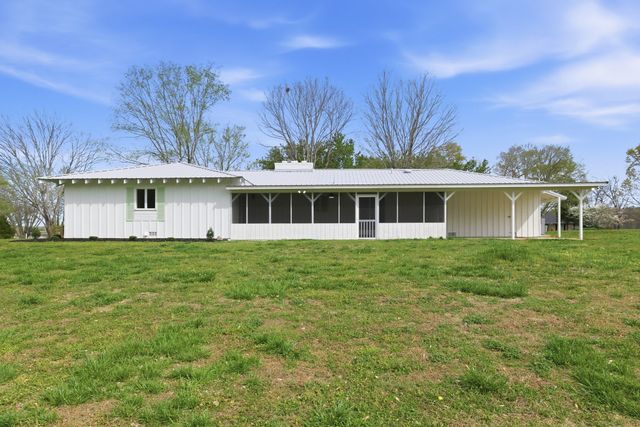 16 Bingham Ct, Winchester, TN 37398
