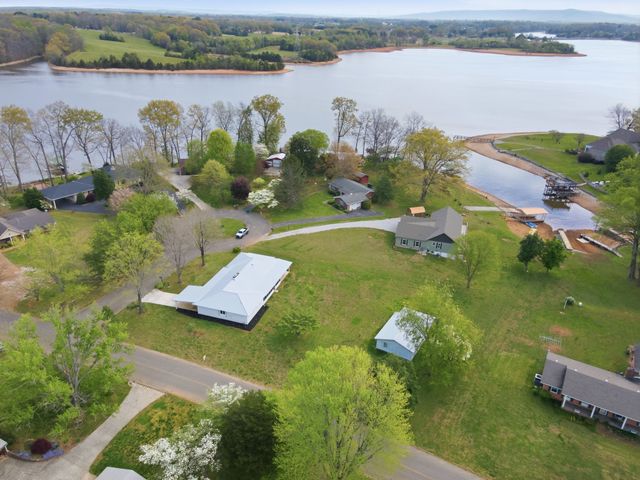 16 Bingham Ct, Winchester, TN 37398