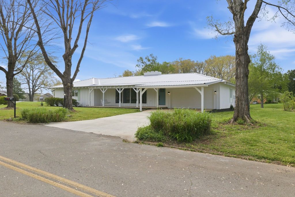 16 Bingham Ct, Winchester, TN 37398