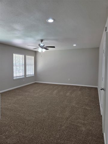 592 River Plantation Drive, Conroe, TX 77302