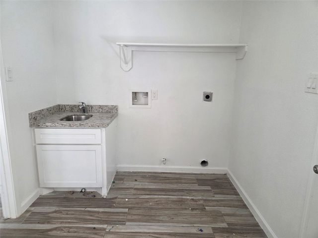 592 River Plantation Drive, Conroe, TX 77302