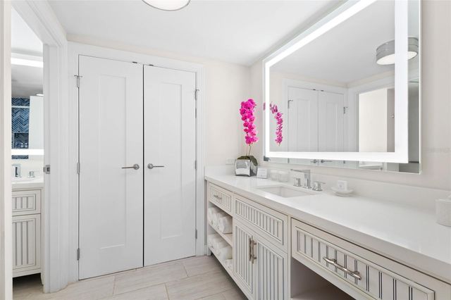 240 SANDS POINT ROAD 4104, Longboat Key, FL 34228
