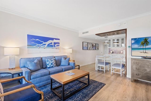 240 SANDS POINT ROAD 4104, Longboat Key, FL 34228
