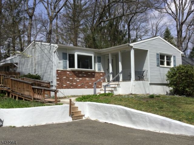 22 Homestead Rd, Jefferson Twp., NJ 07849