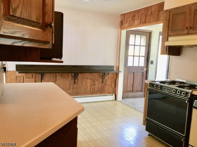 22 Homestead Rd, Jefferson Twp., NJ 07849