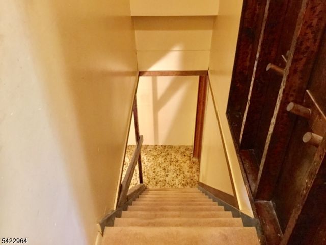 22 Homestead Rd, Jefferson Twp., NJ 07849