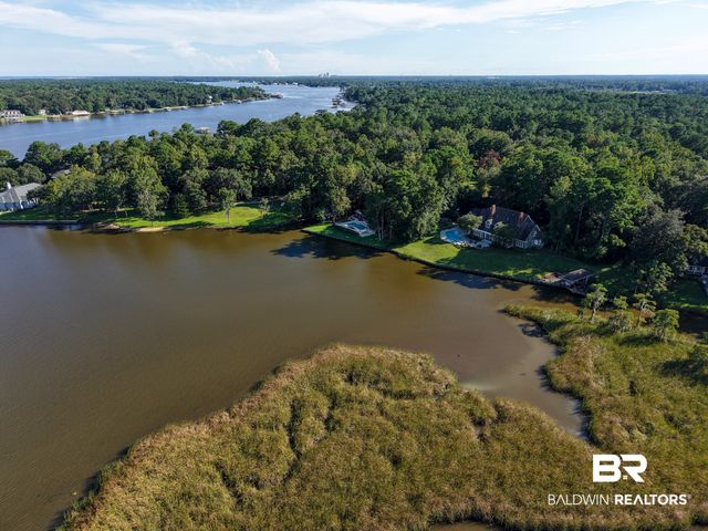 3415 N Riviere du Chien Loop, Mobile, AL 36693
