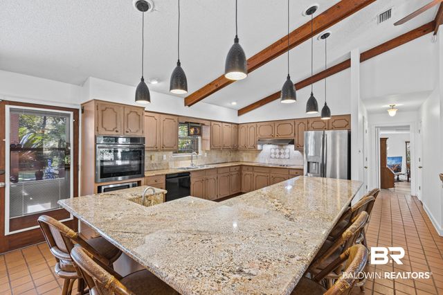 3415 N Riviere du Chien Loop, Mobile, AL 36693