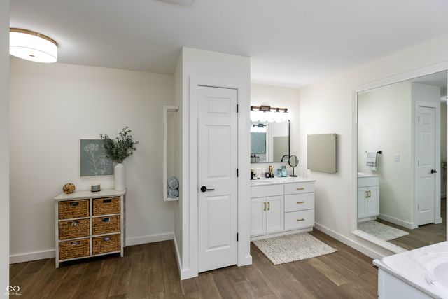 1716 Bell Ford Drive W, Seymour, IN 47274