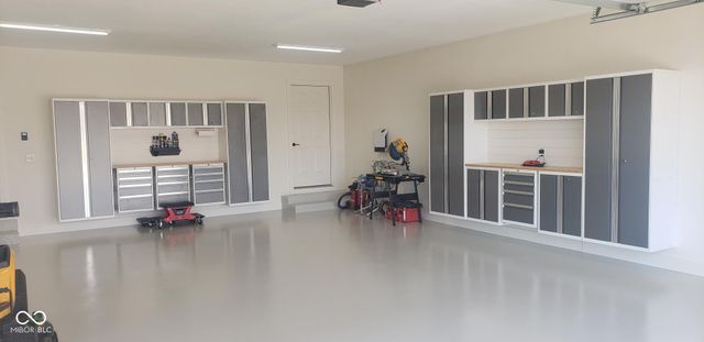 1716 Bell Ford Drive W, Seymour, IN 47274