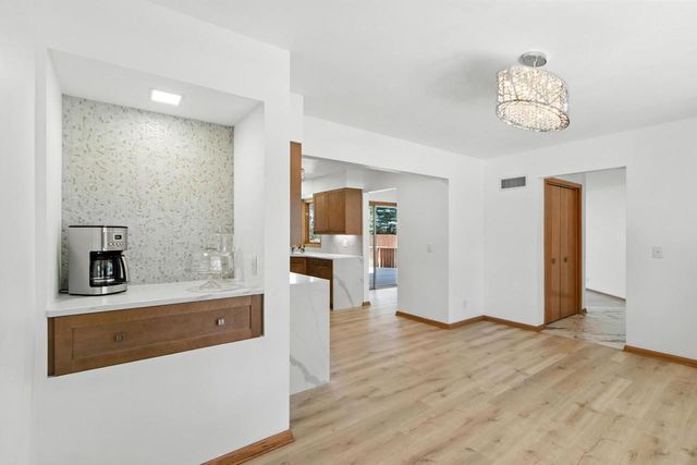 1016 Erie Drive, Janesville, WI 53545