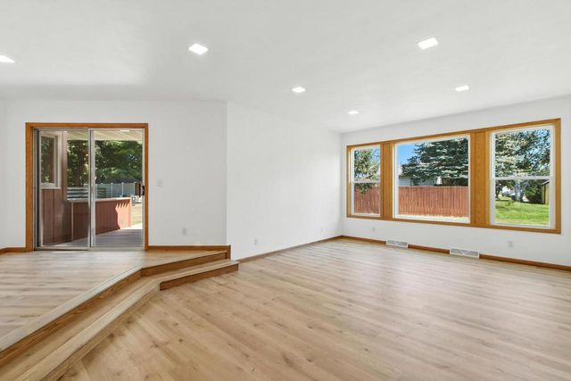 1016 Erie Drive, Janesville, WI 53545