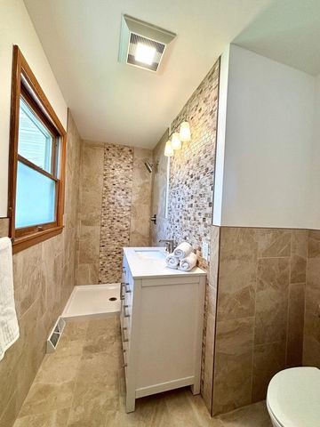 1016 Erie Drive, Janesville, WI 53545