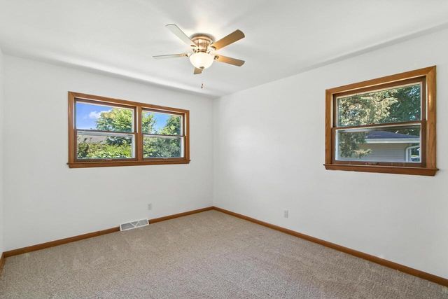 1016 Erie Drive, Janesville, WI 53545