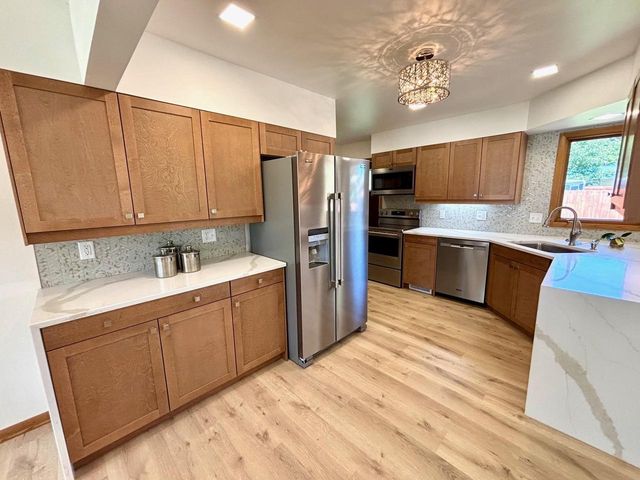 1016 Erie Drive, Janesville, WI 53545