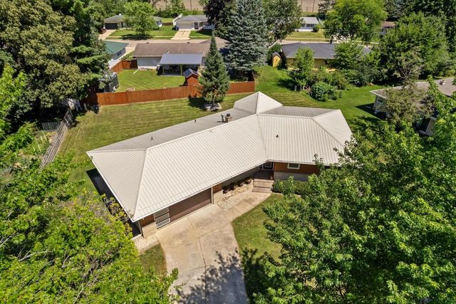 1016 Erie Drive, Janesville, WI 53545