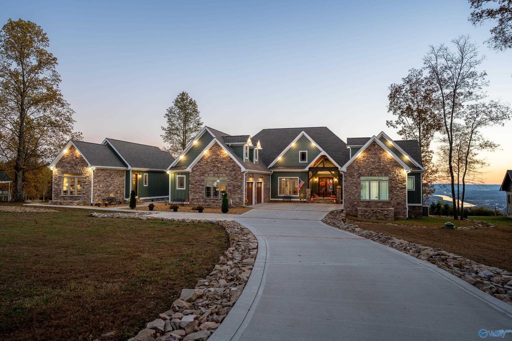 750 River Bluff Drive, Jasper, TN 37347