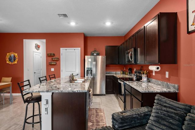 9248 ROCK HARBOUR WAY, Tampa, FL 33637