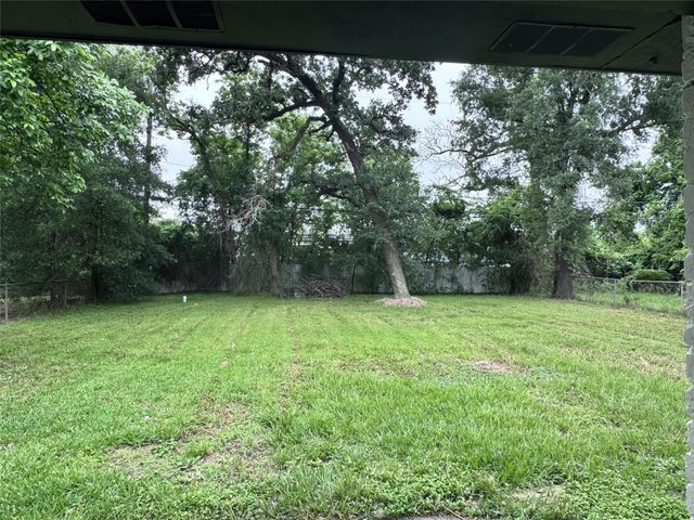 9306 Richland Drive, Houston, TX 77078