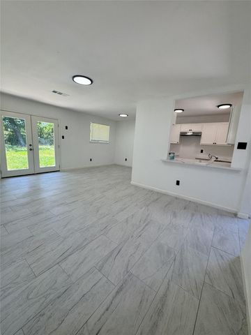 9306 Richland Drive, Houston, TX 77078