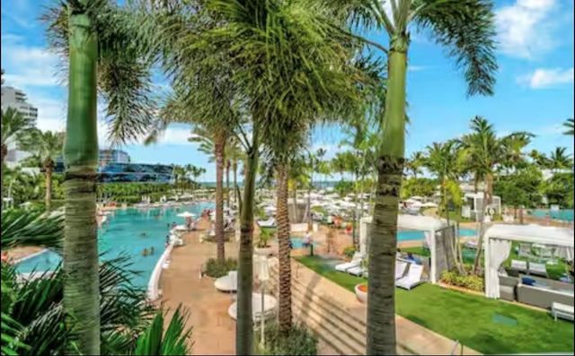 4391 Collins Avenue 1913, Miami Beach, FL 33140