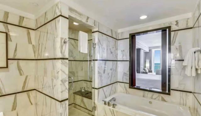 4391 Collins Avenue 1913, Miami Beach, FL 33140