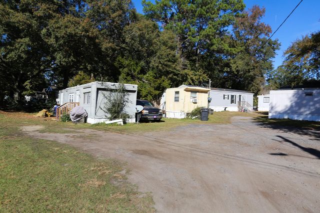 5464 Dutton Avenue, North Charleston, SC 29406