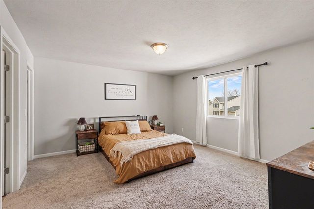 1743 Harper Grove Lane, Vicksburg, MI 49097