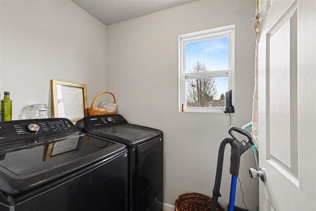 1743 Harper Grove Lane, Vicksburg, MI 49097