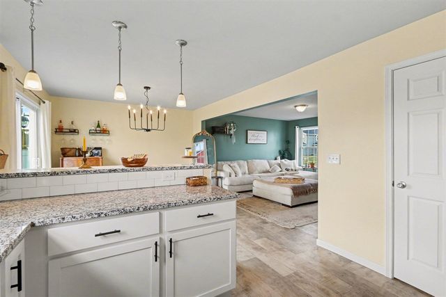 1743 Harper Grove Lane, Vicksburg, MI 49097