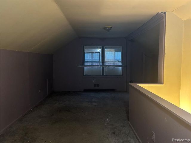 6378 Brace Street, Detroit, MI 48228