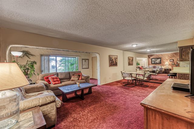 73 Ann Lee Ln, Tamarac, FL 33319