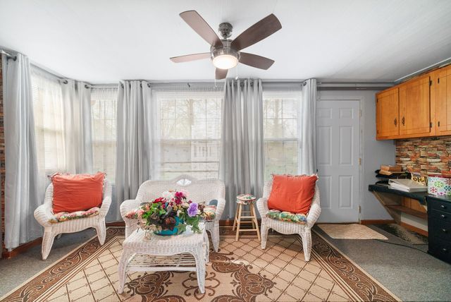 2528 Faulkner Dr, Hopkinsville, KY 42240