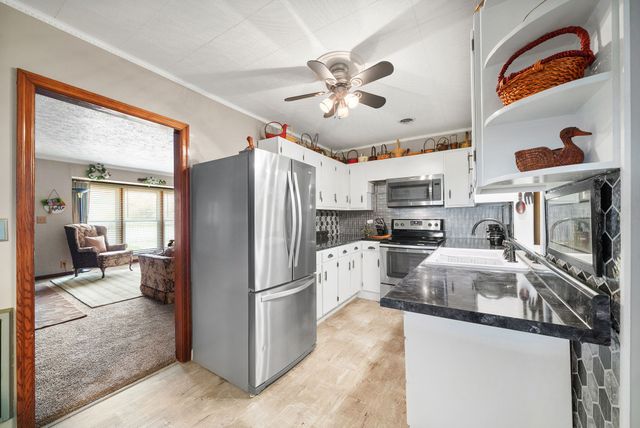 2528 Faulkner Dr, Hopkinsville, KY 42240