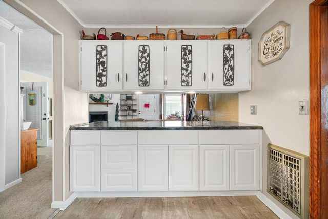 2528 Faulkner Dr, Hopkinsville, KY 42240