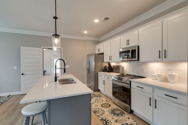 164 Rothwood Drive, Hendersonville, TN 37075