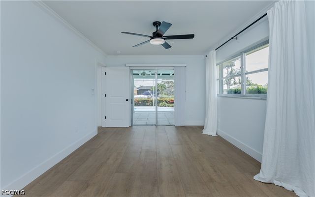 5609 De Soto CT, Cape Coral, FL 33904