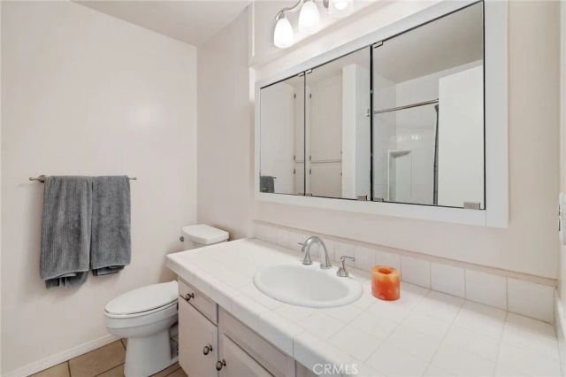 902 Camino Real 204, Redondo Beach, CA 90277