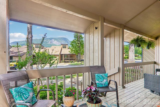 147 W Lake Drive S 1206, Lake Lure, NC 28746