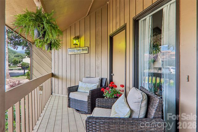147 W Lake Drive S 1206, Lake Lure, NC 28746