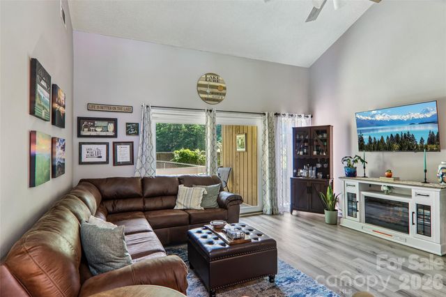 147 W Lake Drive S 1206, Lake Lure, NC 28746