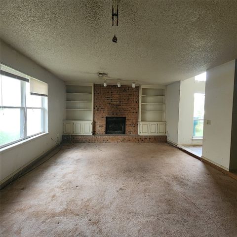 521 NW 138th Street, Edmond, OK 73013