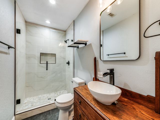 4337 Geddes Avenue, Fort Worth, TX 76107