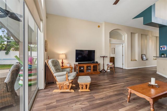 4108 SPARROW COURT, Lutz, FL 33558