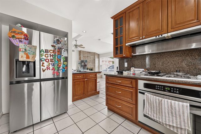 8831 Sandstone Street, Houston, TX 77036