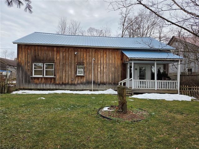 110 Clarence Howe Road, Pittsfield, NY 13411