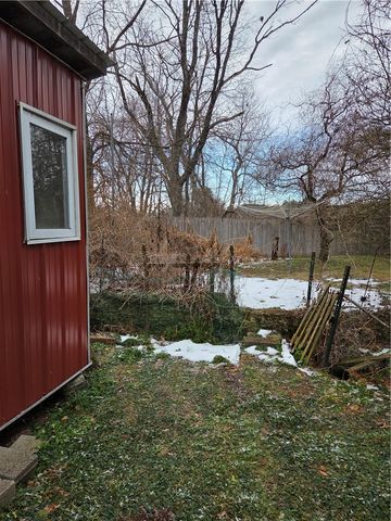 110 Clarence Howe Road, Pittsfield, NY 13411