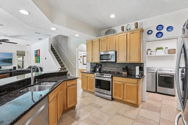 2025 WINTERMERE POINTE DRIVE, Winter Garden, FL 34787